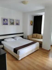 Jelezchevi Guest Rooms - 38