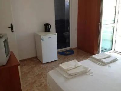 Jelezchevi Guest Rooms - 5