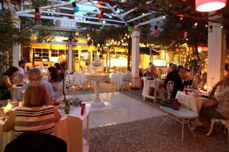 Ada Palas Buyukada - 26