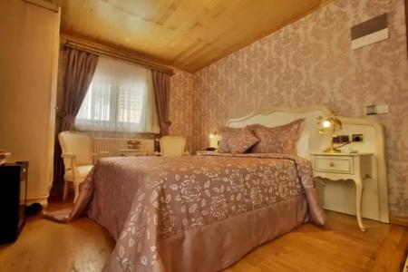 Ada Palas Buyukada - 40