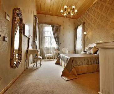 Ada Palas Buyukada - 2