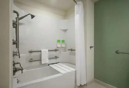 Home2 Suites by Hilton Philadelphia Convention Center - 36