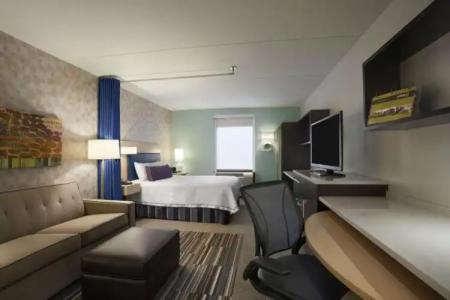 Home2 Suites by Hilton Philadelphia Convention Center - 44