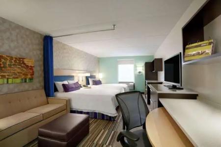 Home2 Suites by Hilton Philadelphia Convention Center - 3