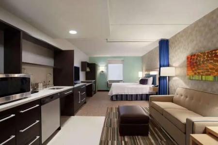 Home2 Suites by Hilton Philadelphia Convention Center - 20