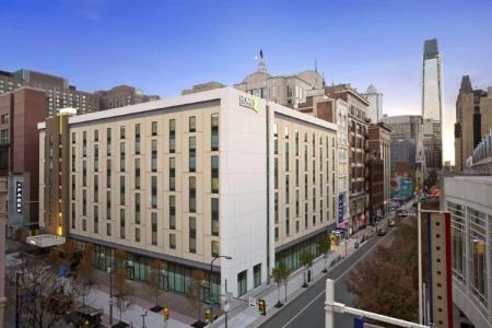 Home2 Suites by Hilton Philadelphia Convention Center - 18