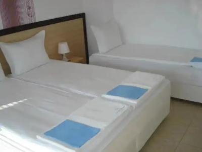 The Sunny Home Guesthouse - 40