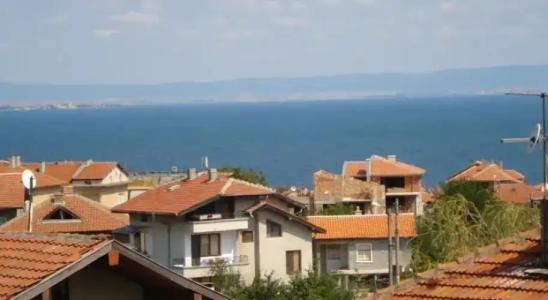 The Sunny Home Guesthouse - 11