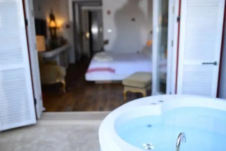 Unique-Boutique Class - Adults Only - 55