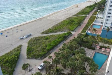 Crystal Beach Suites Miami Oceanfront - 25