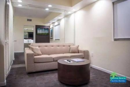 Crystal Beach Suites Miami Oceanfront - 1