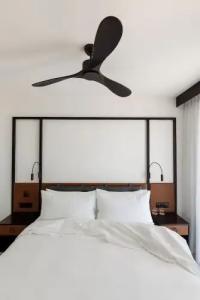 Riomar, Ibiza, A Tribute Portfolio - 32