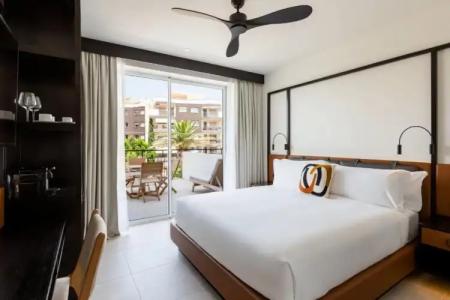 Riomar, Ibiza, A Tribute Portfolio - 40