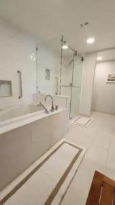 Hampton Inn & Suites Miami/Brickell-Downtown - 90