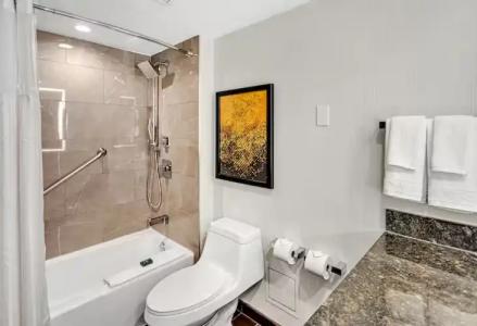 Hilton Miami Downtown - 31