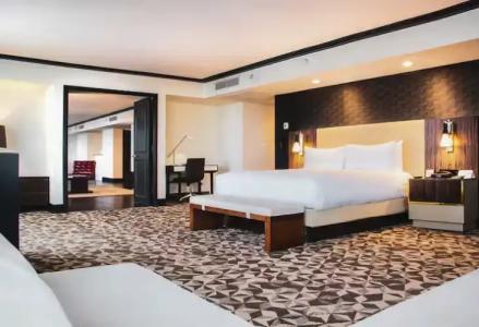 Hilton Miami Downtown - 53