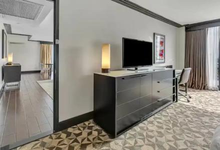 Hilton Miami Downtown - 49