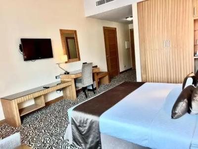 Copthorne Sharjah - 120