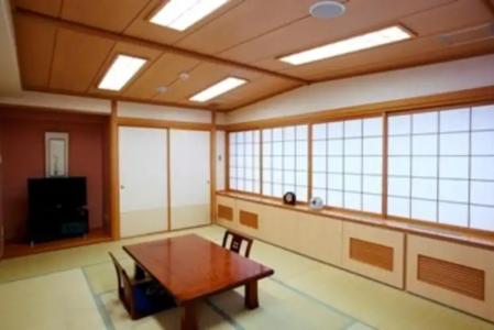 Forest Hongo - 24