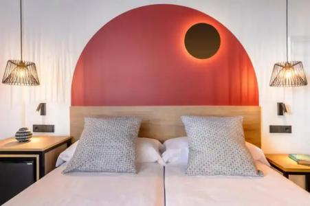 Vibra District - Adults Only - 50