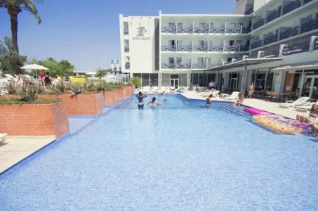 azuLine Pacific - 15