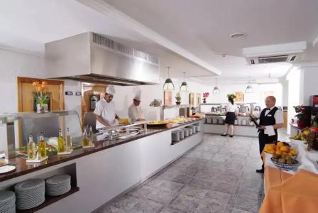 Invisa Es Pla - Adults Only - 11