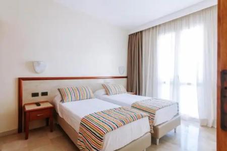 Nicolaus Club La Giurlita - 26