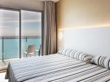 Superior room with sea view