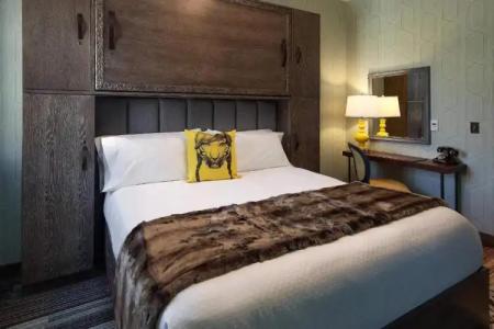 Moxy Santa Barbara - 43