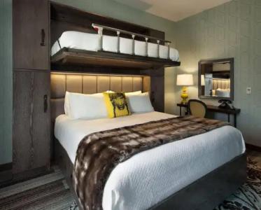 Moxy Santa Barbara - 15