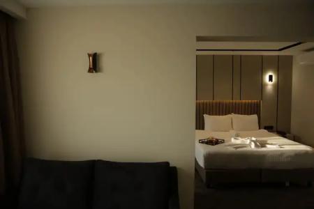 Monalisas Kusadasi - 59