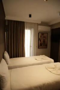 Monalisas Kusadasi - 64