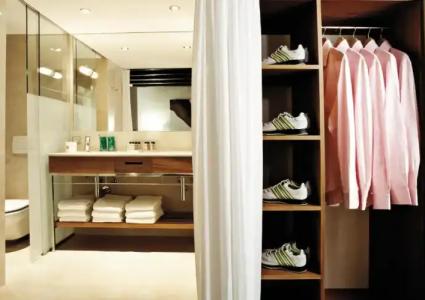 Petit Palace Tres - 36