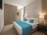 Deluxe Suite with balcony