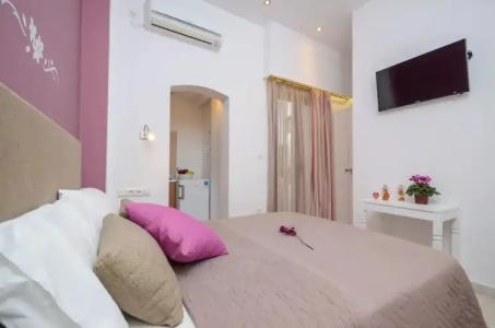 Panormos and Studios - 91