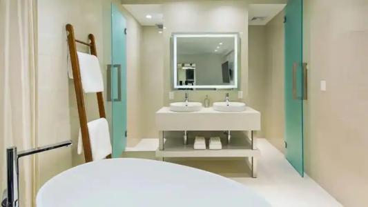 Dream Midtown, by Hyatt - 35