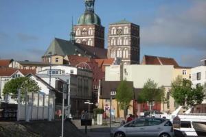 Pension Zur Fährbrücke, Stralsund