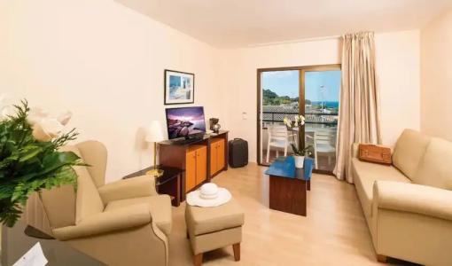 Guitart Central Park Aqua Resort - 41