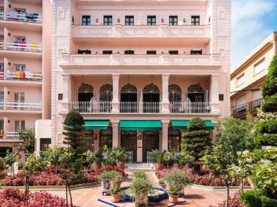 Guitart Rosa - Adults Only - 1