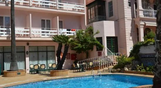 Guitart Rosa - Adults Only - 17