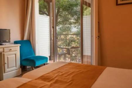 Roger de Flor Seleqtta - 83