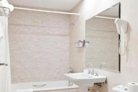 Roger de Flor Seleqtta - 53