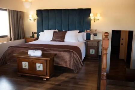 Roger de Flor Seleqtta - 28