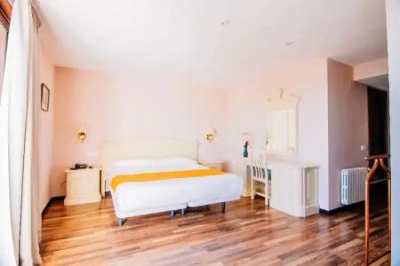 Roger de Flor Seleqtta - 127