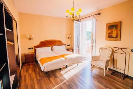 Roger de Flor Seleqtta - 157