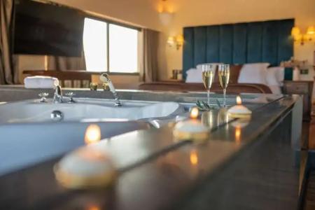 Roger de Flor Seleqtta - 30