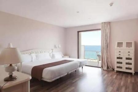 Roger de Flor Seleqtta - 52