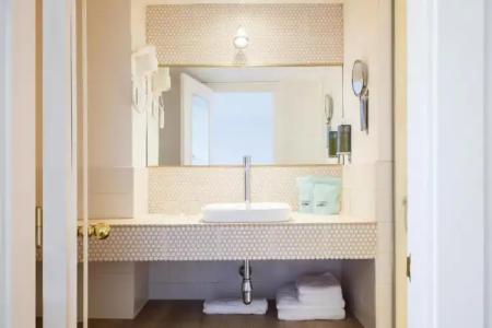 The 15th Boutique by Bondia Group - 60