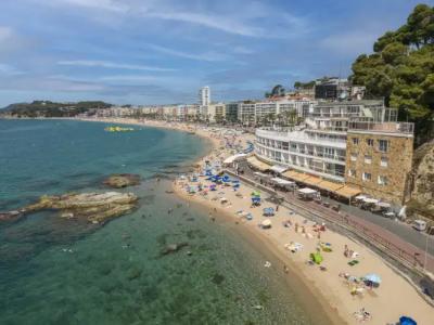 Rosamar Maxim - Adults Only +21 - 30