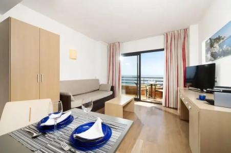 Almirall Apartaments - 79
